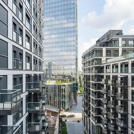 Urban - Mennica - Great Location&65 شقة وارسو